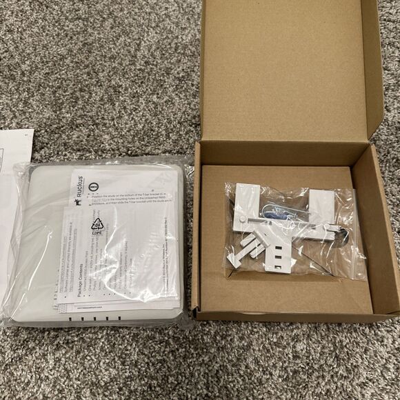 Ruckus 9U1-R600-US00 ZoneFlex R600 Series Dual-Band Wireless Access Point New - Picture 3 of 5